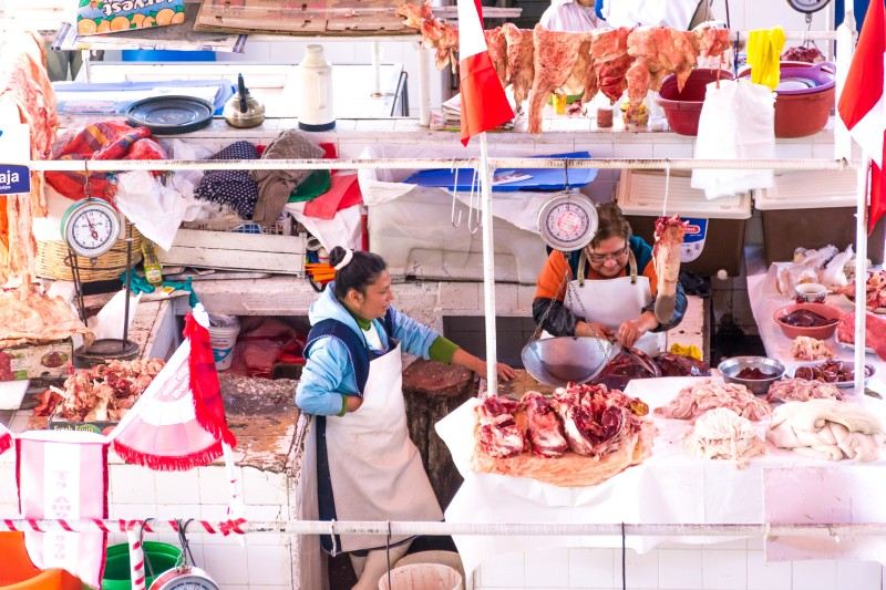 meat seller arequipa mercado san camillio