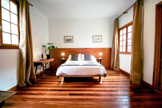 booking valparaiso where to stay casa california guesthouse room
