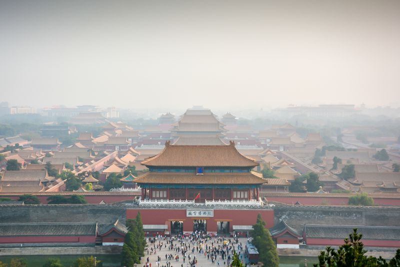 smog over the forbidden city in beijing