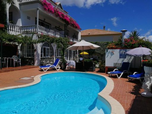 Funchal Madeira where to stay apartment vista oceano pool