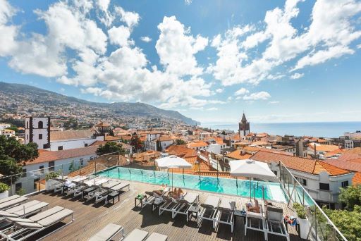 Funchal Madeira where to stay hotel castanheiro swimming pool
