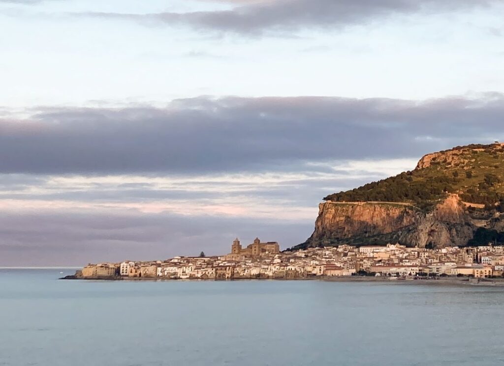 reasons to visit cefalu viewpoints Lungomare
