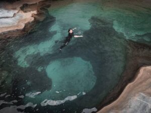 featured image wadis in oman wadi damm pool mieke swimming