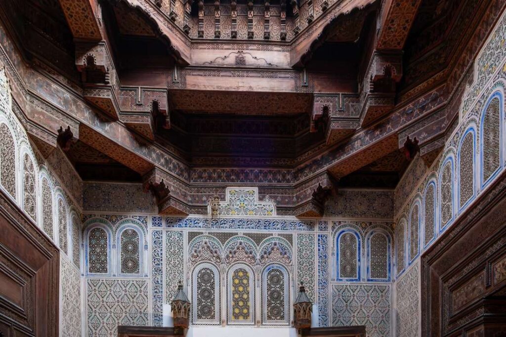 dar jamai museum in Meknès decorated walls