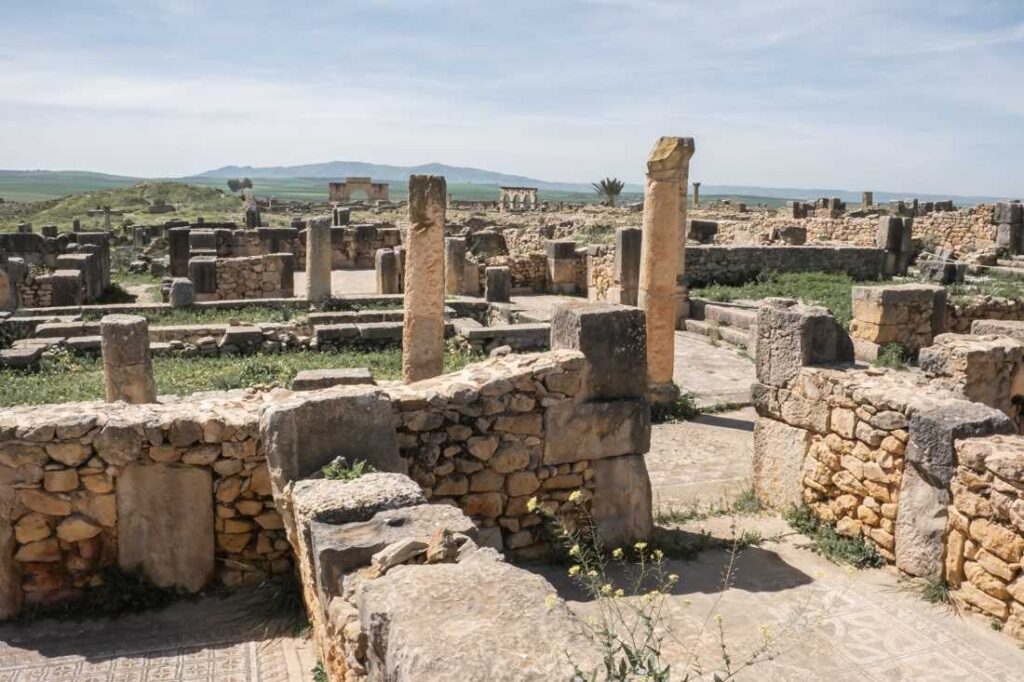 Volubilis site in morocco roman ruins moulay idriss