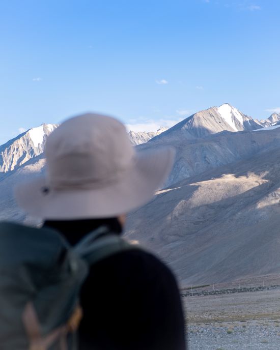 ladakh india matthias watching mountains