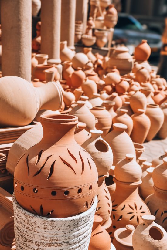 nizwa terracotta souk