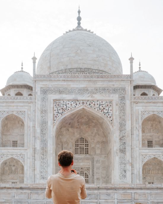 matthias photographing taj mahal india agra